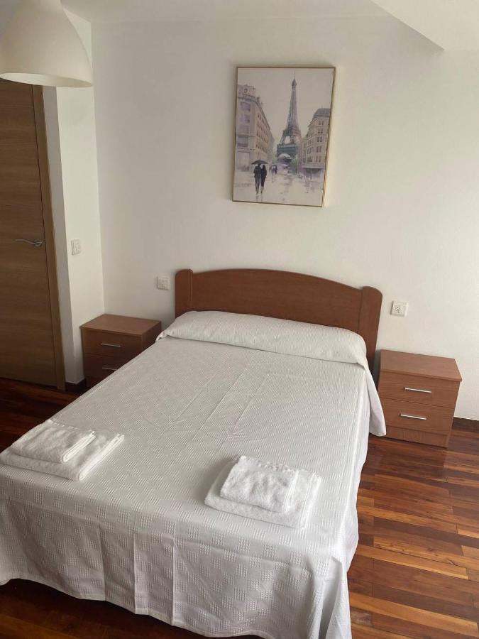 Piso En El Ensanche Διαμέρισμα Σαντιάγο ντε Κομποστέλα Εξωτερικό φωτογραφία